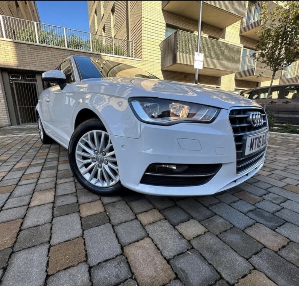 AUDI A3 SE TECHNIK TDI S-A