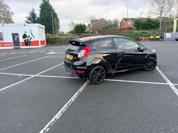 FORD FIESTA ST-LINE BLACK EDITION