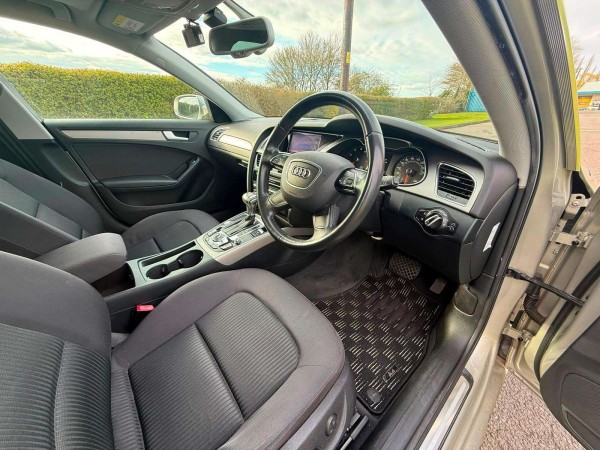 AUDI A4