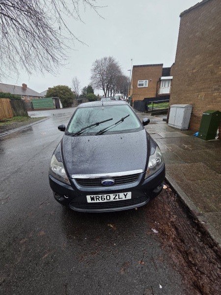 FORD FOCUS ZETEC 100