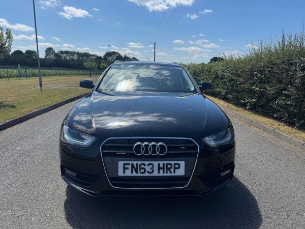 AUDI A4 AUTO