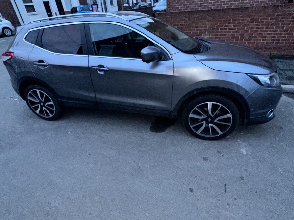 NISSAN QASHQAI TEKNA DCI