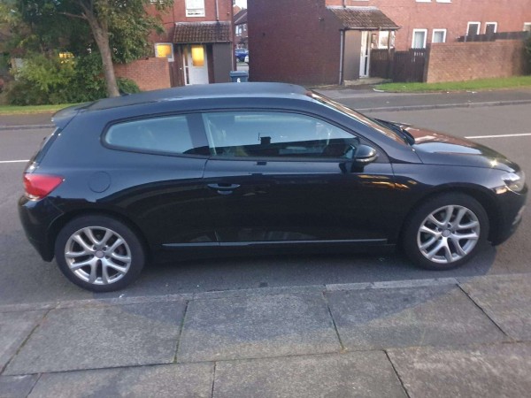 VOLKSWAGEN SCIROCCO BLUEMOTION TECH TDI