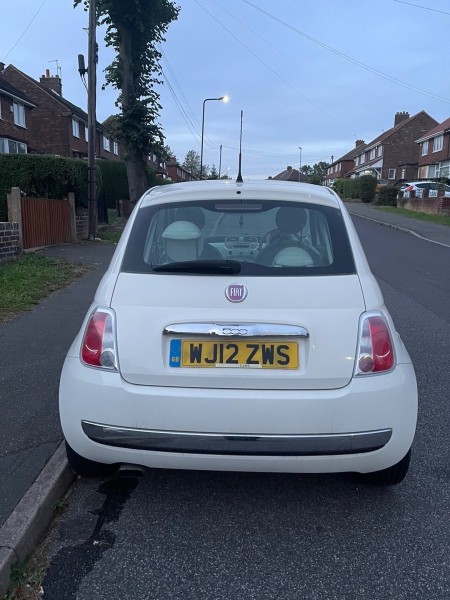 FIAT 500 LOUNGE