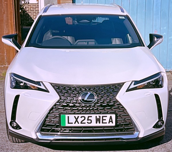 Lexus UX 300E Premium