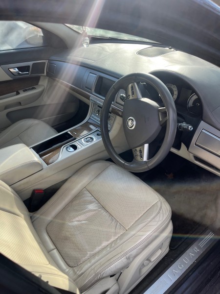 JAGUAR XF S PREMIUM LUXURY V6 A