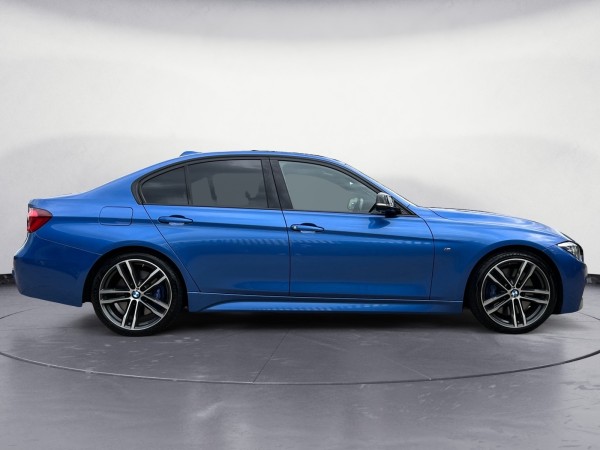 BMW 330D M SPORT SHADOW EDITION A