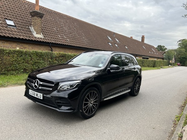 MERCEDES-BENZ GLC 220 D 4MATIC AMG LINE AUTO