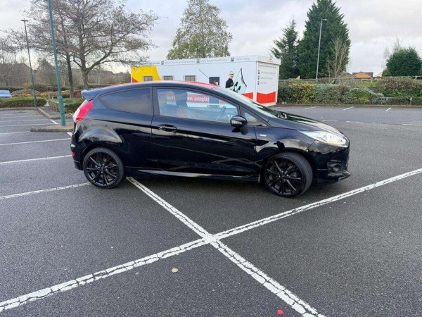 FORD FIESTA ST-LINE BLACK EDITION