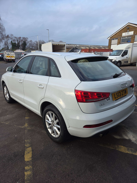 AUDI Q3 SE TFSI QUATTRO S-A