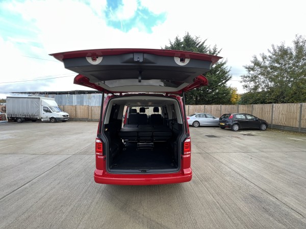 VOLKSWAGEN TRANSPORTER T32 SE TDI BMT S-A