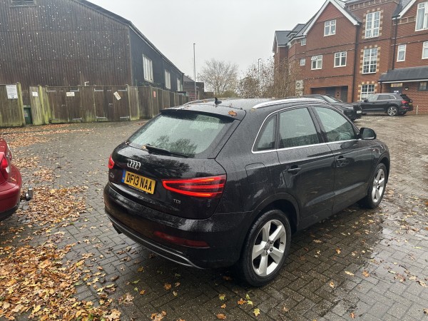 AUDI Q3 S LINE TDI