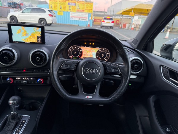 AUDI A3 S LINE TFSI S-A