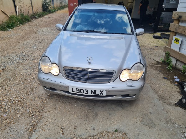 MERCEDES C200 KOMP. CLASSIC SE A