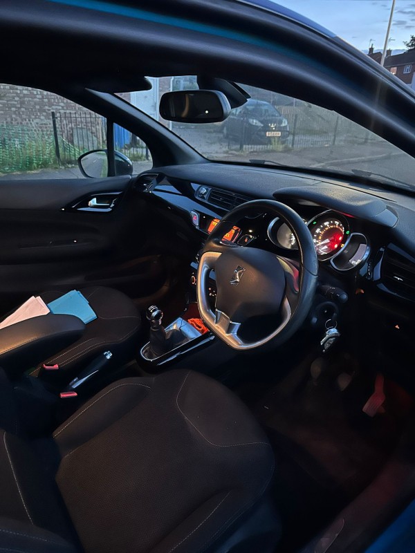 CITROEN DS3 DSTYLE +