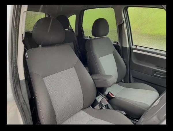 VAUXHALL MERIVA DESIGN SEMI-AUTO