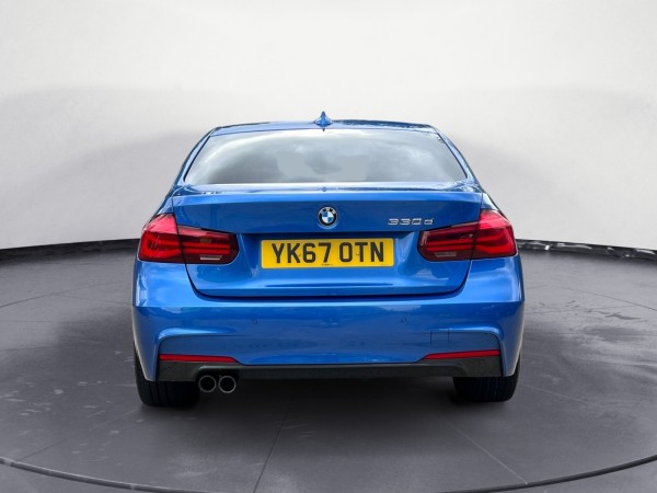 BMW 330D M SPORT SHADOW EDITION A