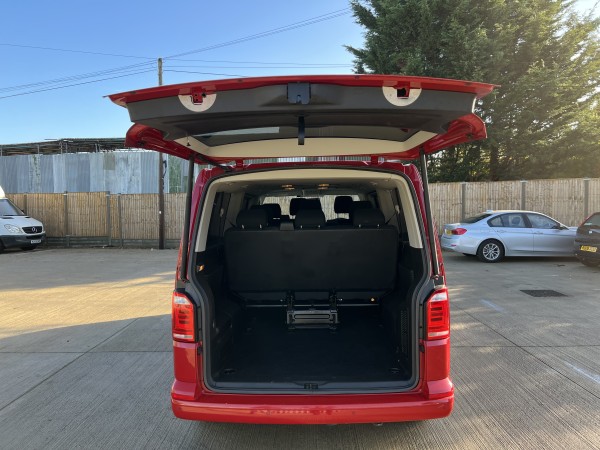 VOLKSWAGEN TRANSPORTER T32 SE TDI BMT S-A