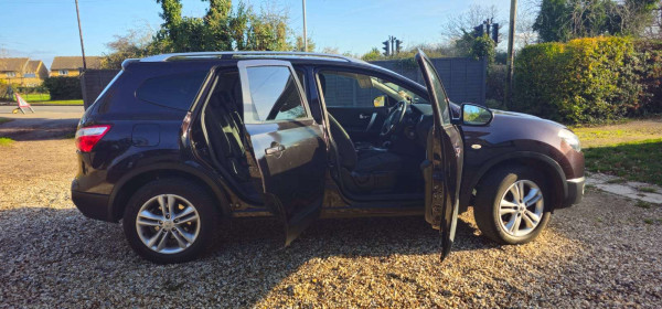 NISSAN QASHQAI ACENTA + 2