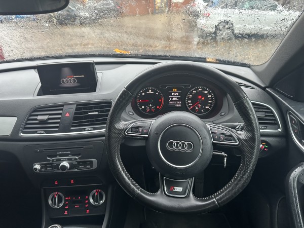 AUDI Q3 S LINE TDI