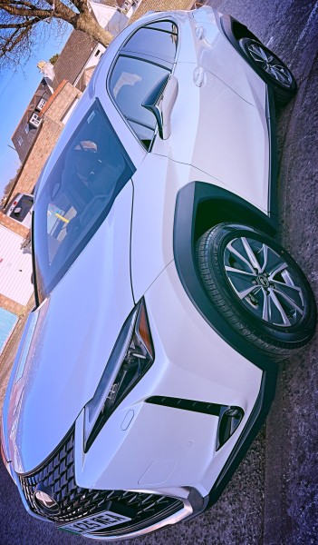Lexus UX 300E Premium