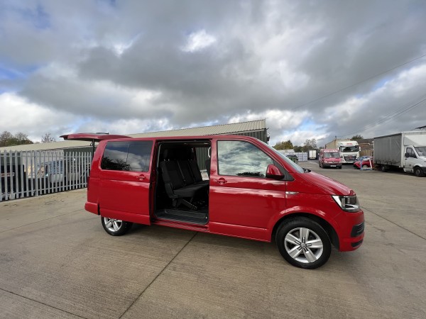 VOLKSWAGEN TRANSPORTER T32 SE TDI BMT S-A