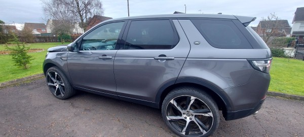 LAND ROVER DISCOVERY SPORT SE TECH TD4 A