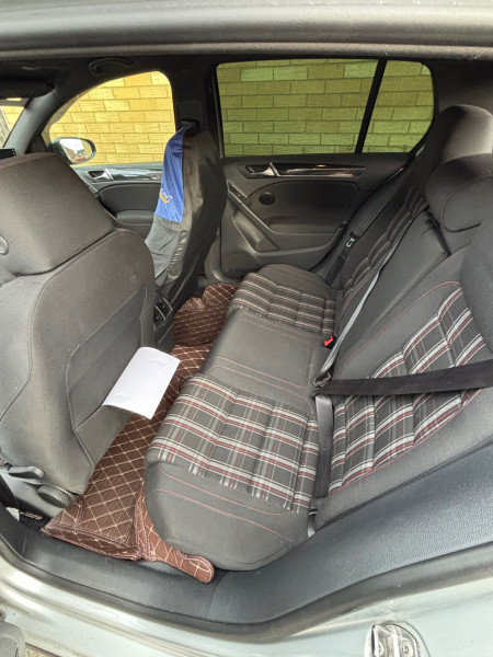 VOLKSWAGEN GOLF GTI S-A