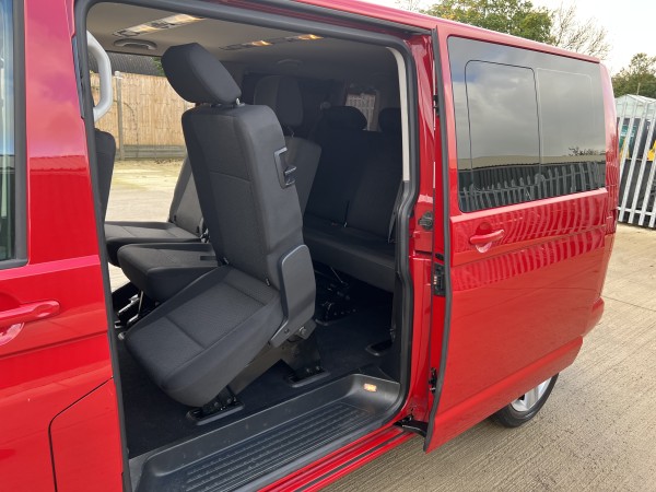 VOLKSWAGEN TRANSPORTER T32 SE TDI BMT S-A