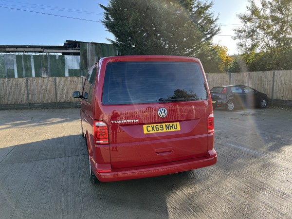 VOLKSWAGEN TRANSPORTER T32 SE TDI BMT S-A